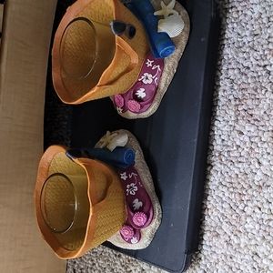 The Yankee Candle Co. At The Beach Scene Votive candle holder with matching tea